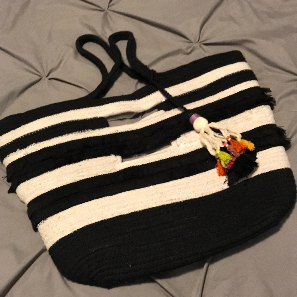 Stella and Dot Beach bag